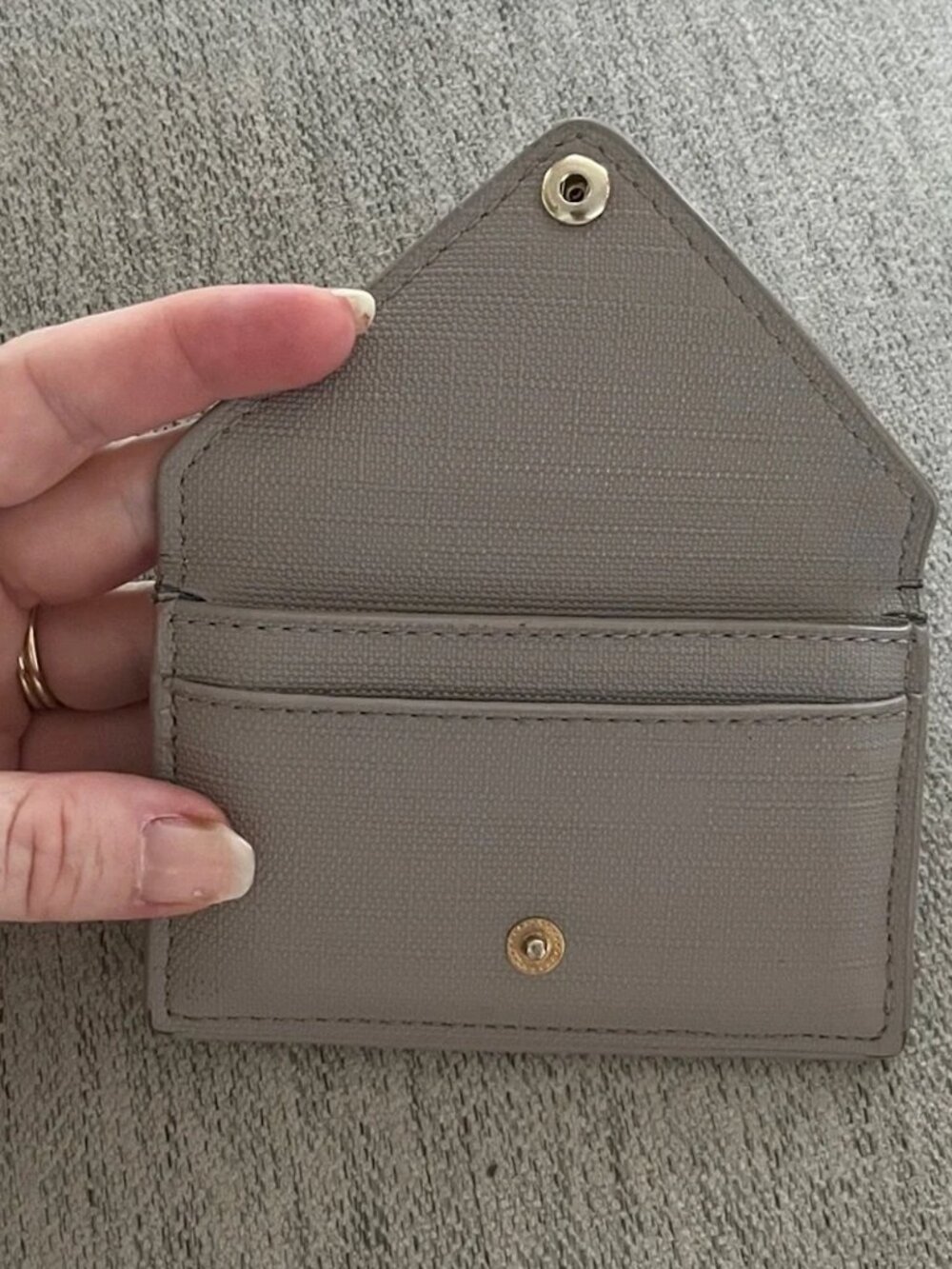 Dagne Dover Pebbled Leather Card Case Wallet Taupe Gray Envelope - Picture 2 of 4